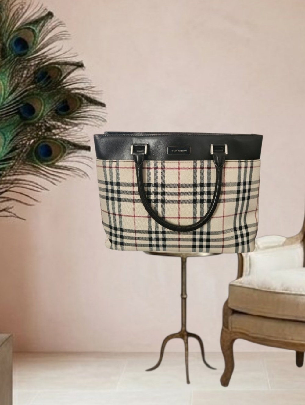 Burberry Vintage Nova Check Tote-